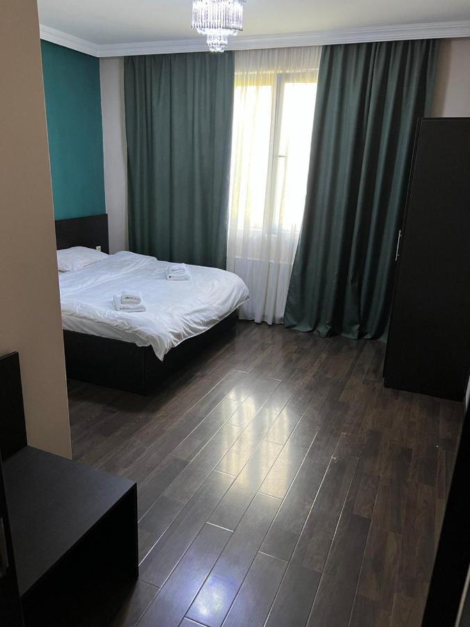 Monte Bianco Bed & Breakfast Mestia Exterior photo
